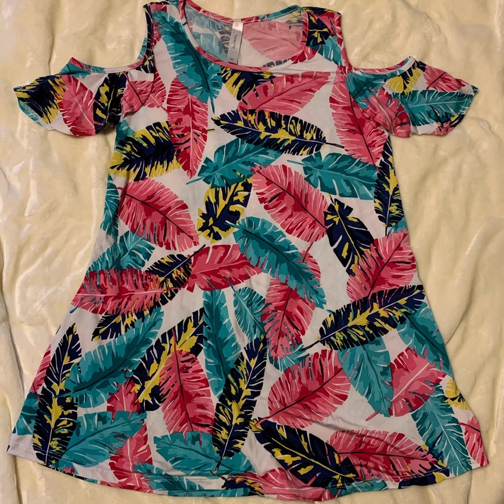 Tropical cold shoulder top